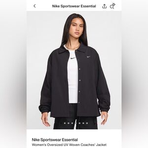 Nike Women's Coach Jacket in Black - S